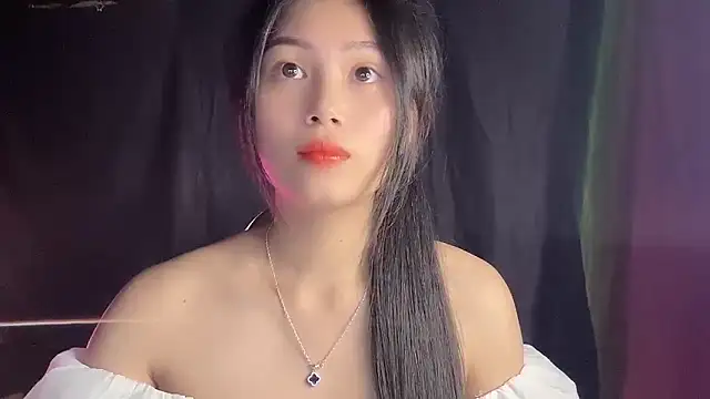 Lyly4757 online show from October 8, 2025, 2:14 pm