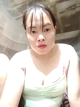 Snapshot of emilyzz chatting on October 22, 2025, 12:55 am emilyzz online show from October 22, 2025, 12:55 am