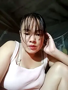 Snapshot of emilyzz chatting on November 19, 2025, 2:00 am emilyzz online show from November 19, 2025, 2:00 am