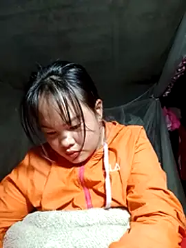 emilyzz online show from March 7, 2026, 2:19 am