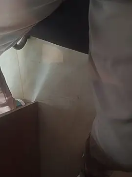 karandeep Bhagat online show from October 18, 2025, 2:25 am