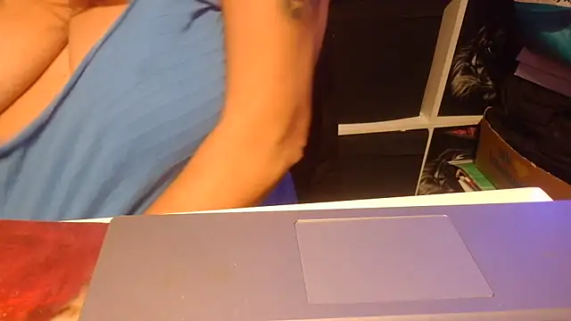 Snapshot of Milf_Lady_Frankfurt chatting on October 3, 2025, 8:28 pm Milf Lady Frankfurt online show from October 3, 2025, 8:28 pm