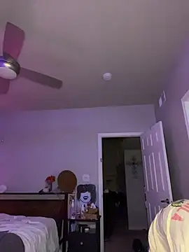 Texxaspearl online show from October 30, 2025, 6:37 am