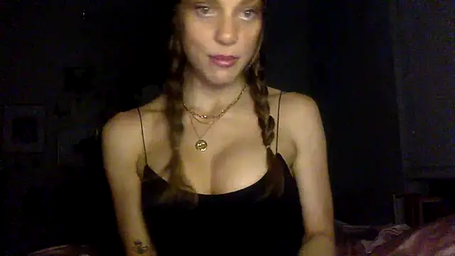 Texxaspearl online show from November 2, 2025, 11:34 am