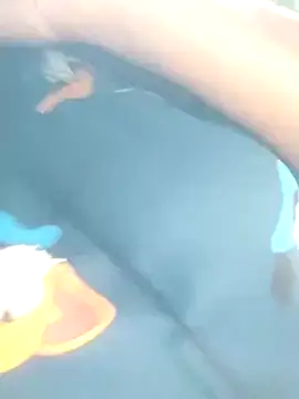 lickcandy online show from October 29, 2025, 9:22 am