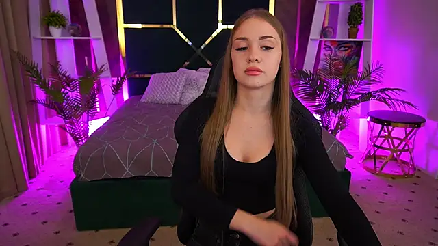 SweetAngellic online show from September 25, 2025, 1:48 pm