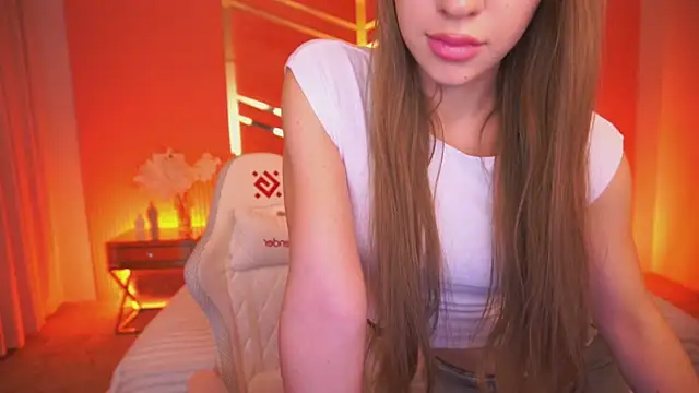 SweetAngellic online show from October 17, 2025, 2:30 pm