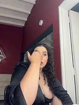 Snapshot of krisstenSantos chatting on February 5, 2026, 3:16 pm krisstenSantos online show from February 5, 2026, 3:16 pm