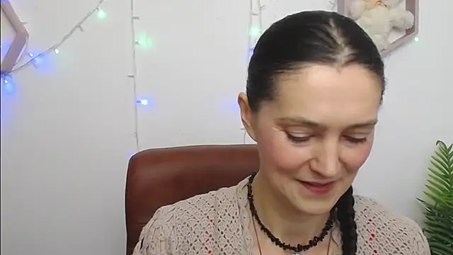 TayaFinch online show from March 16, 2026, 1:15 pm