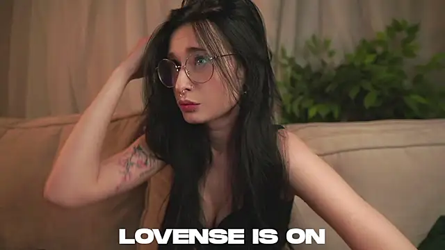 DarcyAspacio online show from February 9, 2026, 11:36 am