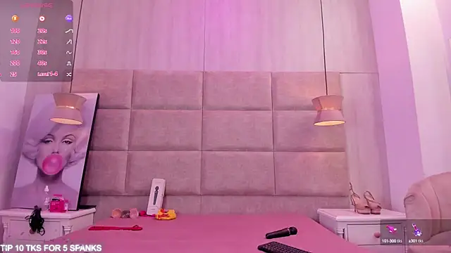 ChantalBlaiir online show from September 25, 2025, 10:24 pm