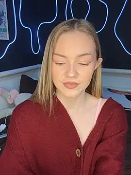 Snapshot of MilaMoone chatting on January 14, 2026, 11:38 am MilaMoone online show from January 14, 2026, 11:38 am