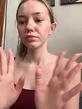 Snapshot of MilaMoone chatting on January 17, 2026, 10:09 am MilaMoone online show from January 17, 2026, 10:09 am