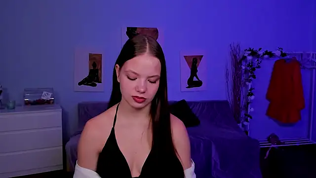 BetsyKiss online show from November 23, 2025, 5:18 am