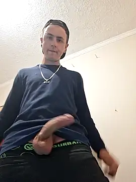 Bottz777 online show from October 28, 2025, 10:12 pm