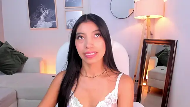 Tiffany Low online show from April 6, 2026, 1:34 pm