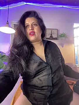 Snapshot of Andrea_secret_ chatting on June 15, 2026, 2:41 pm Andrea secret online show from June 15, 2026, 2:41 pm