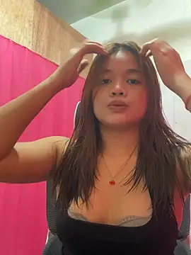 yoursexyladyLory19 online show from January 16, 2026, 11:47 am