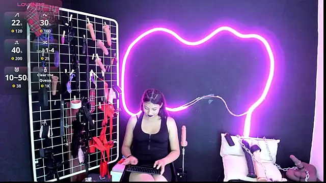 Snapshot of Mistress_Megan_BDSM chatting on October 22, 2025, 7:13 pm Mistress Megan BDSM online show from October 22, 2025, 7:13 pm