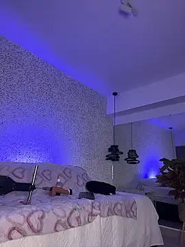 EMILIIA RICHTER   online show from January 8, 2026, 7:49 pm