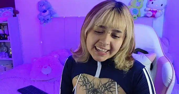 NekoWaifu online show from February 23, 2026, 2:14 pm