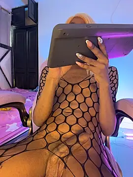 Mara royal online show from February 12, 2026, 8:15 pm