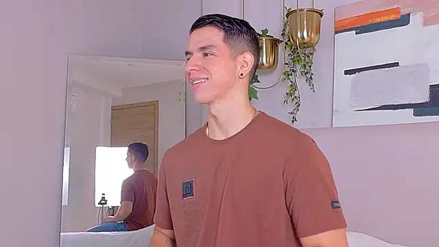 Snapshot of ZaneDawson chatting on October 2, 2025, 3:24 am ZaneDawson online show from October 2, 2025, 3:24 am