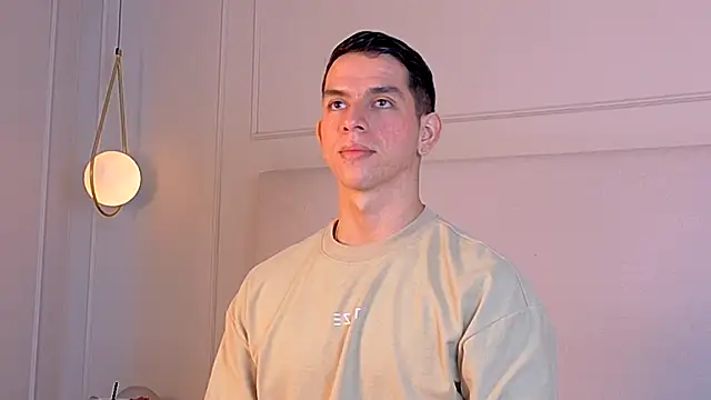 Snapshot of ZaneDawson chatting on October 21, 2025, 3:40 am ZaneDawson online show from October 21, 2025, 3:40 am