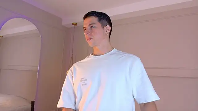 Snapshot of ZaneDawson chatting on October 24, 2025, 4:20 am ZaneDawson online show from October 24, 2025, 4:20 am