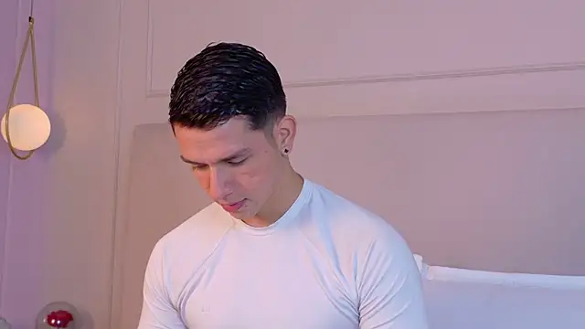 Snapshot of ZaneDawson chatting on November 20, 2025, 3:18 am ZaneDawson online show from November 20, 2025, 3:18 am