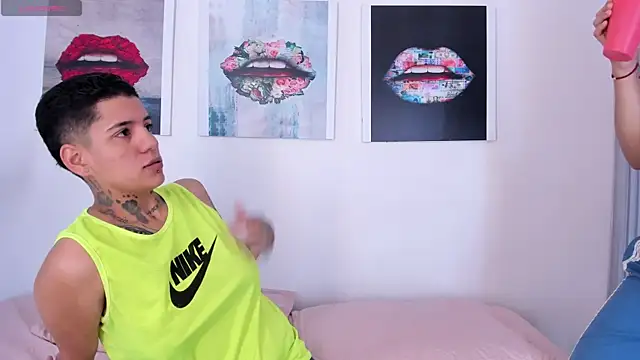 Snapshot of Girls_inlove chatting on September 27, 2025, 11:48 am Girls inlove online show from September 27, 2025, 11:48 am