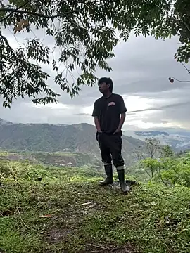 sky-wolves online show from October 12, 2025, 9:36 pm