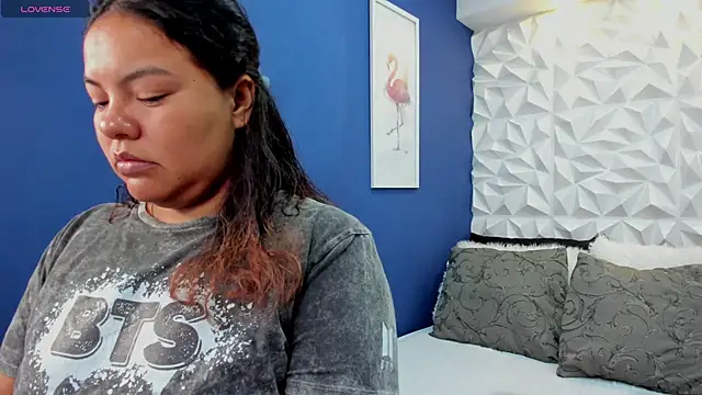 freya cole  online show from November 20, 2025, 7:46 pm