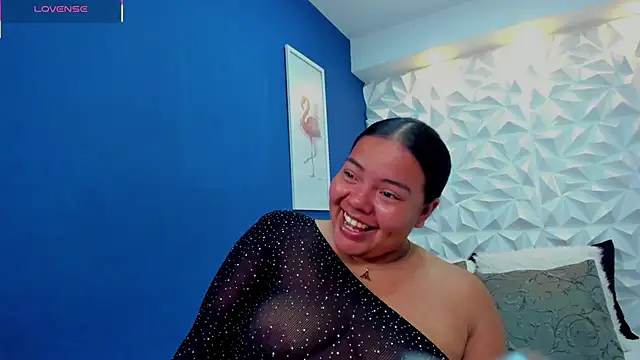 freya cole  online show from November 25, 2025, 3:06 am