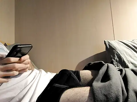 Snapshot of Young_StallioN_ chatting on October 16, 2025, 1:01 pm Young StallioN online show from October 16, 2025, 1:01 pm