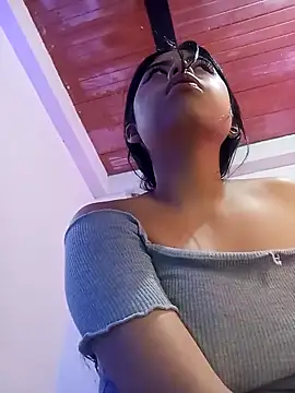 Emily Cat18 online show from May 10, 2026, 5:12 am