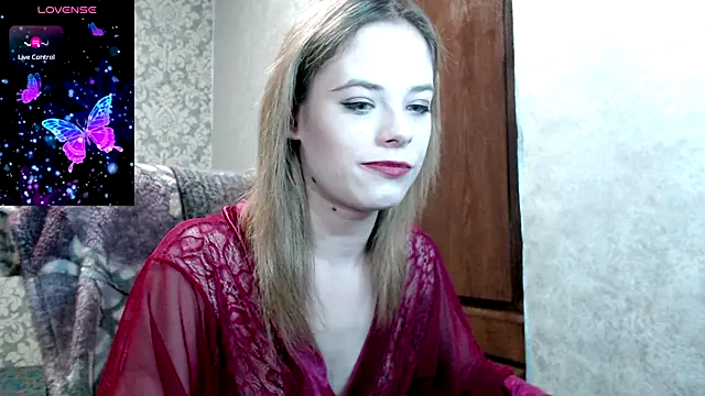 Snapshot of Kate__Loves chatting on November 19, 2025, 7:25 pm Kate Loves online show from November 19, 2025, 7:25 pm