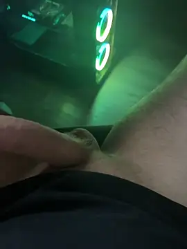 jstntz online show from November 30, 2025, 10:25 pm