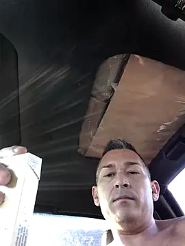 countryboi2002 online show from November 11, 2025, 9:48 pm