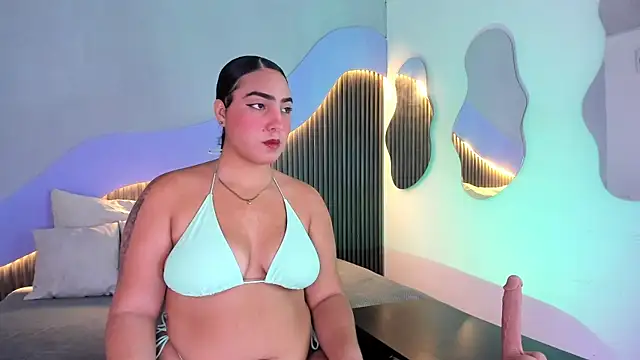 Snapshot of Sophia_curvy1 chatting on September 27, 2025, 3:11 am Sophia curvy1 online show from September 27, 2025, 3:11 am