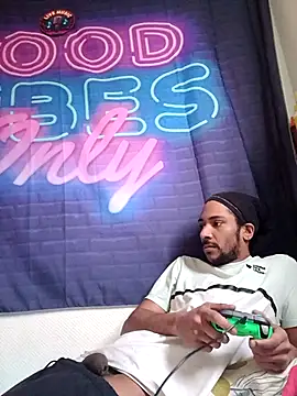 Mikaaa97 online show from February 1, 2026, 3:32 pm