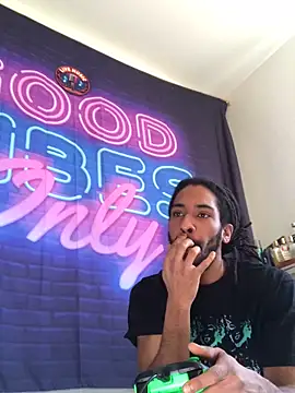 Mikaaa97 online show from February 25, 2026, 11:42 am