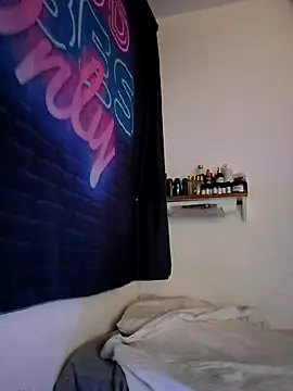 Mikaaa97 online show from March 6, 2026, 11:56 pm