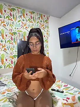 Snapshot of aurora_2007 chatting on October 24, 2025, 1:03 am aurora 2007 online show from October 24, 2025, 1:03 am