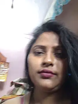 Jasmine Januja online show from May 21, 2026, 1:34 am
