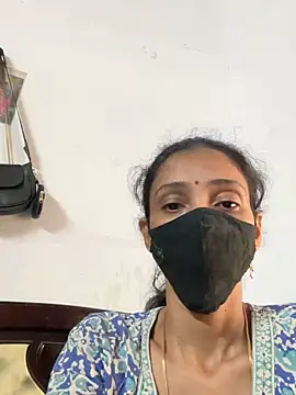 sweetreddy-02 online show from November 10, 2025, 6:34 am