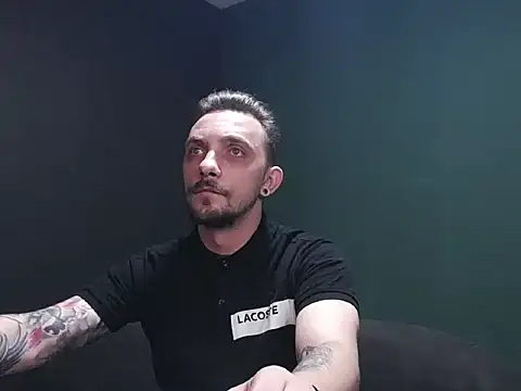 guesswhatbitch online show from September 19, 2025, 4:51 pm