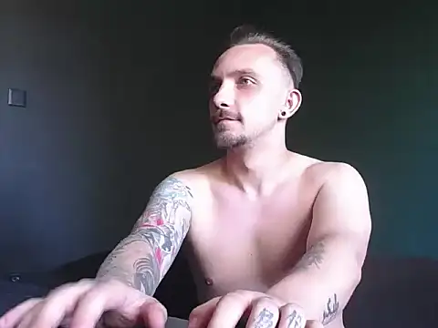 guesswhatbitch online show from September 24, 2025, 11:46 am