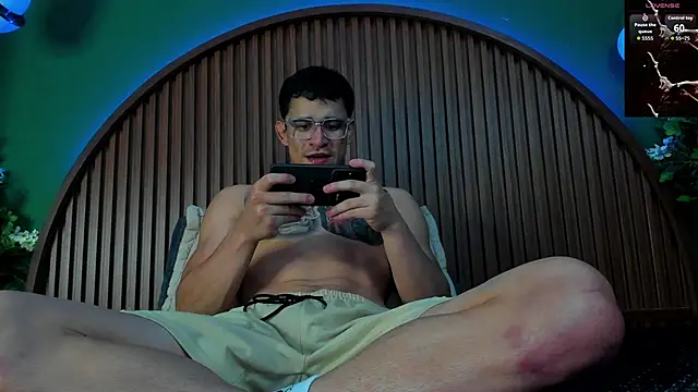 JeergMuscle online show from November 19, 2025, 4:23 am