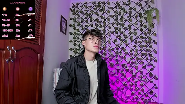 bellmontneon online show from January 17, 2026, 11:15 am